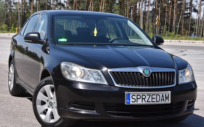 Skoda Octavia cena 19900 przebieg: 200000, rok produkcji 2011 z Kielce małe 667